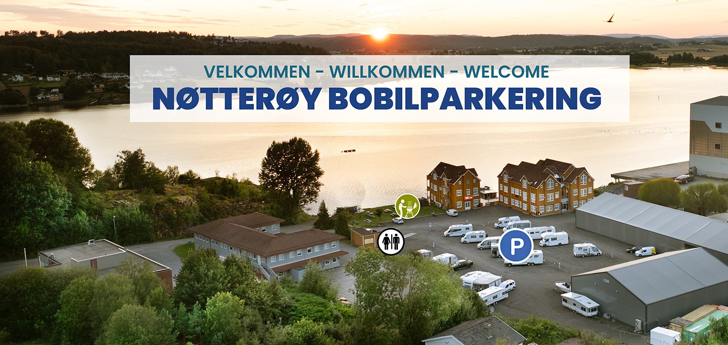 Flyfoto av Nøtterøy Bobilparkering i solnedgang, med bobilplassen ved sjøen